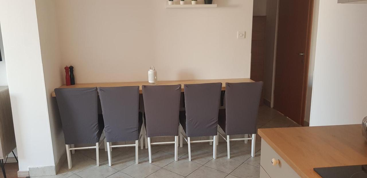 Allure Apartment No 1 Kornić Buitenkant foto