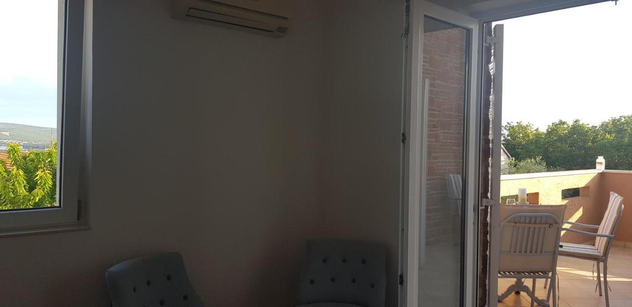 Allure Apartment No 1 Kornić Buitenkant foto
