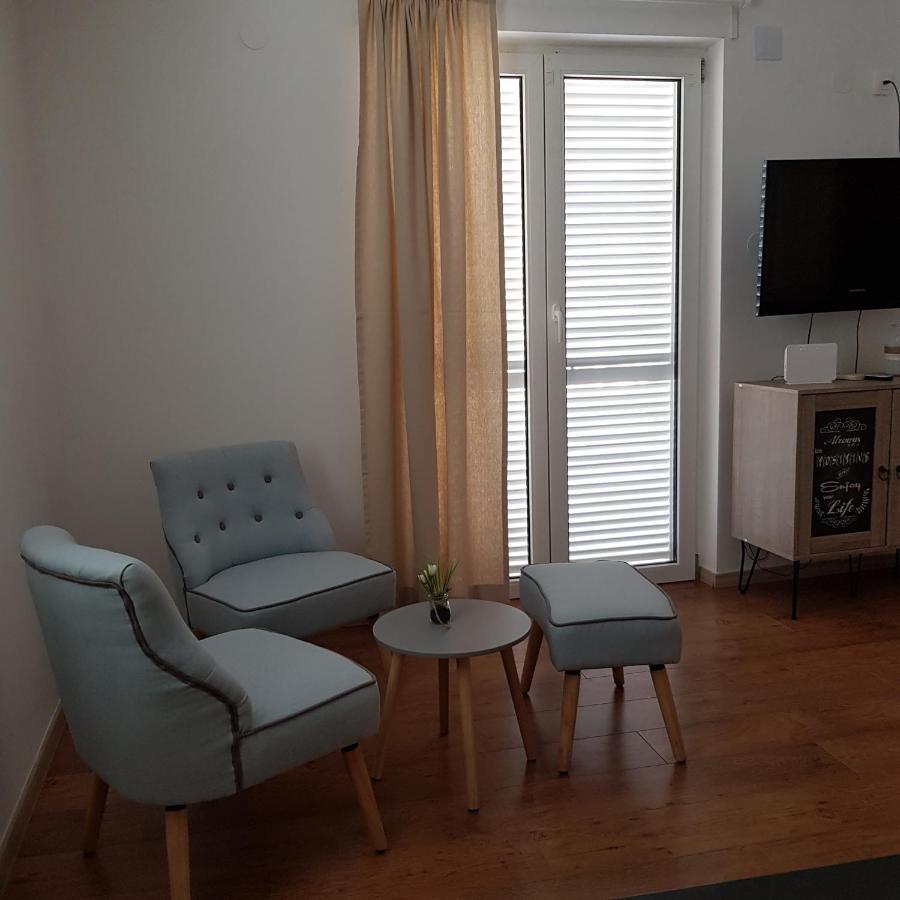 Allure Apartment No 1 Kornić Buitenkant foto
